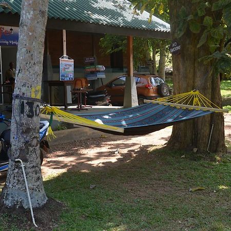 Jungle Beach Hostel Unawatuna Dış mekan fotoğraf