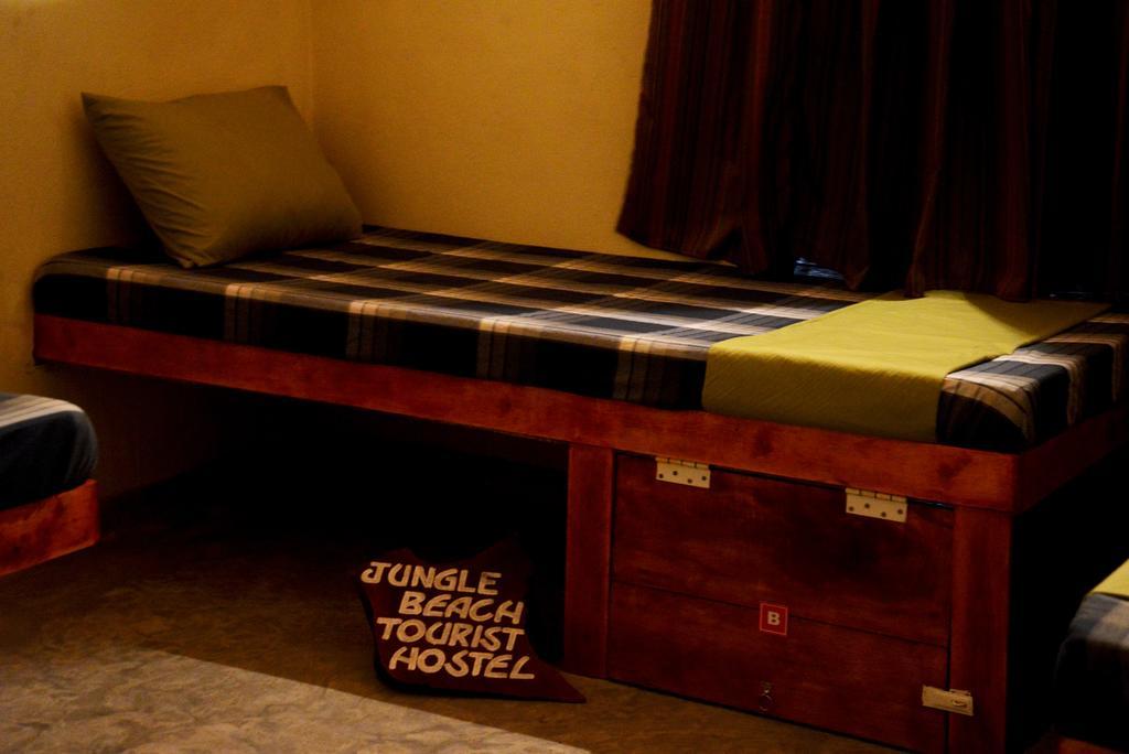 Jungle Beach Hostel Unawatuna Dış mekan fotoğraf