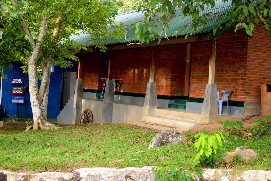 Jungle Beach Hostel Unawatuna Dış mekan fotoğraf