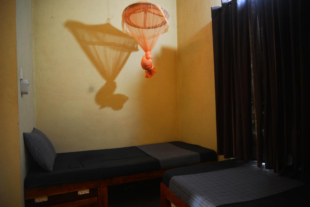 Jungle Beach Hostel Unawatuna Dış mekan fotoğraf